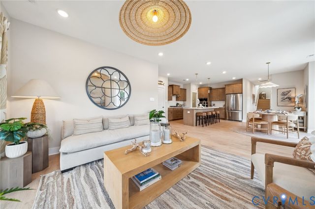 6700 Oasis Breeze Ln, Midlothian, VA 23113