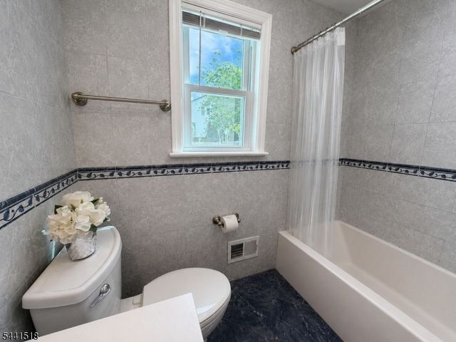 48 Sunnyside Rd, West Orange Twp., NJ 07052