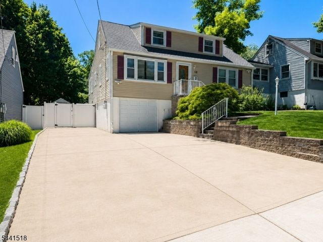 48 Sunnyside Rd, West Orange Twp., NJ 07052