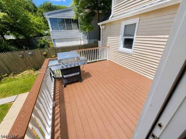 48 Sunnyside Rd, West Orange Twp., NJ 07052