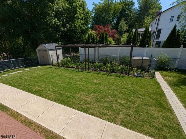 48 Sunnyside Rd, West Orange Twp., NJ 07052