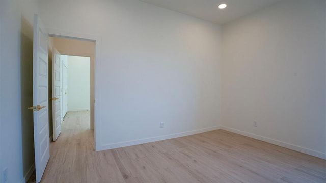 605 N Idaho Avenue, Oklahoma City, OK 73117