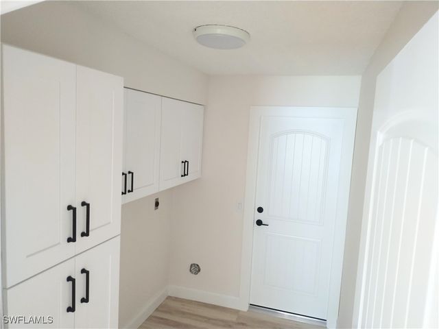 240 SE 46th TER, Cape Coral, FL 33904