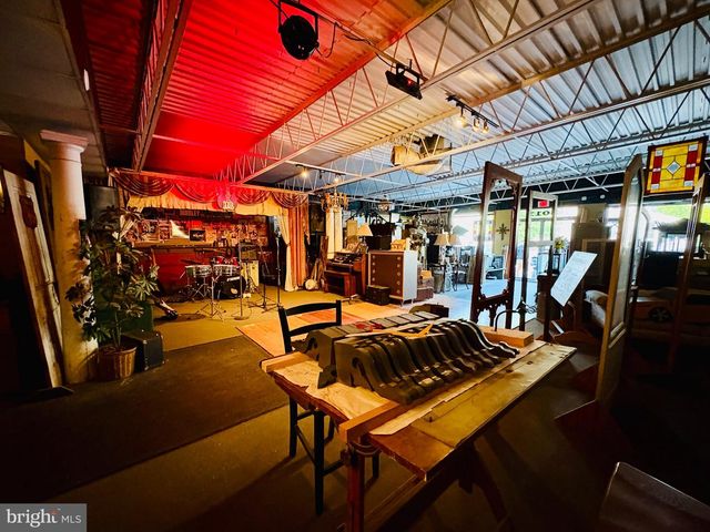 3011 N CENTRE ST, Pennsauken, NJ 08109