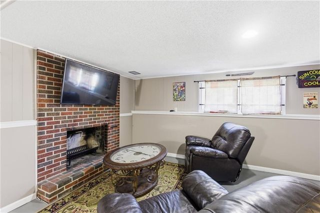 1619 Woodland Boulevard, Kansas City, KS 66106