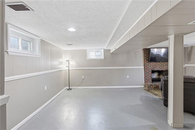 1619 Woodland Boulevard, Kansas City, KS 66106