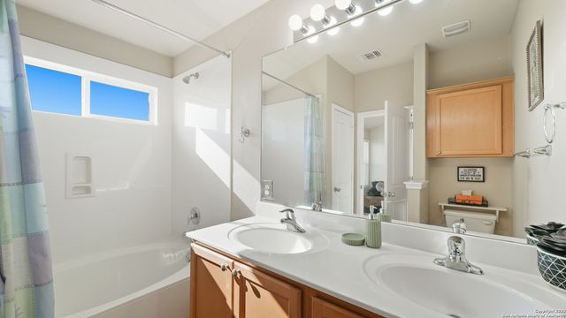 734 Wolfeton Way, New Braunfels, TX 78130