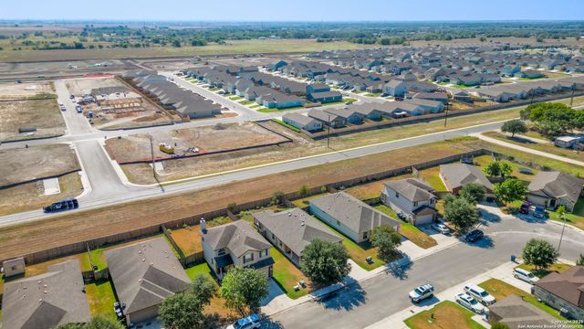 734 Wolfeton Way, New Braunfels, TX 78130