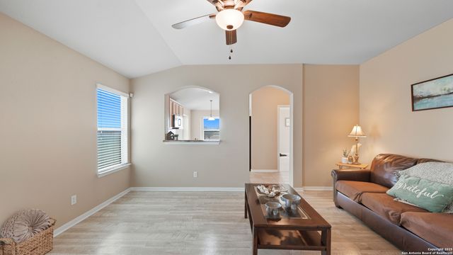 734 Wolfeton Way, New Braunfels, TX 78130