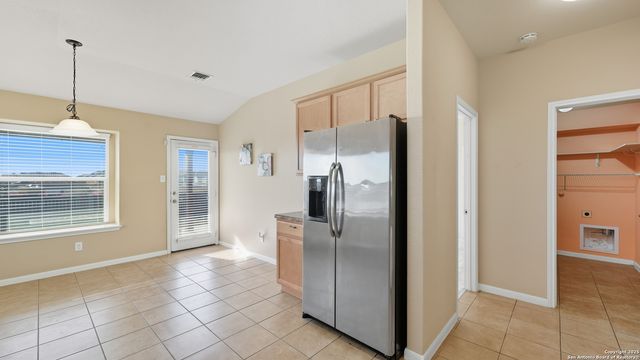 734 Wolfeton Way, New Braunfels, TX 78130