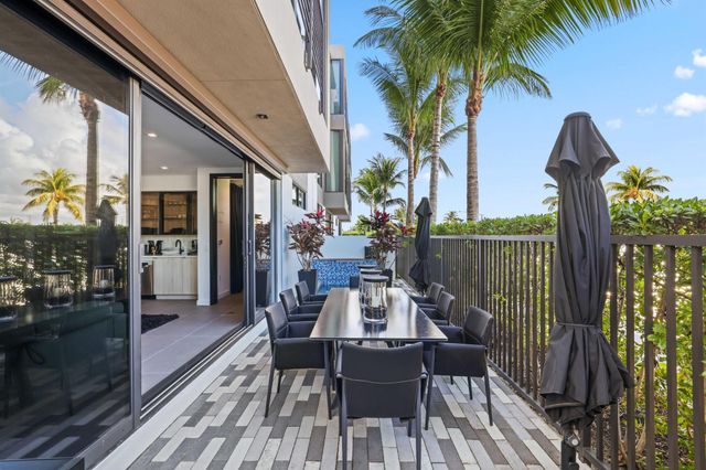 11501 Old Ocean Boulevard, Ocean Ridge, FL 33435