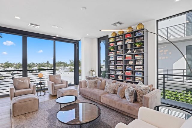 11501 Old Ocean Boulevard, Ocean Ridge, FL 33435