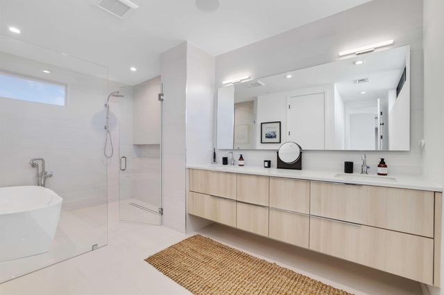 11501 Old Ocean Boulevard, Ocean Ridge, FL 33435