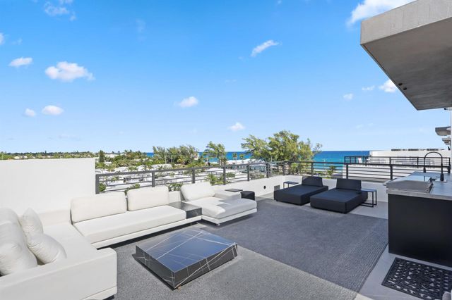 11501 Old Ocean Boulevard, Ocean Ridge, FL 33435