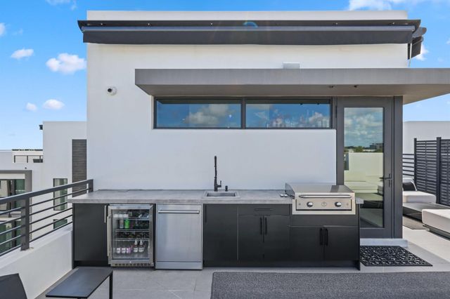 11501 Old Ocean Boulevard, Ocean Ridge, FL 33435