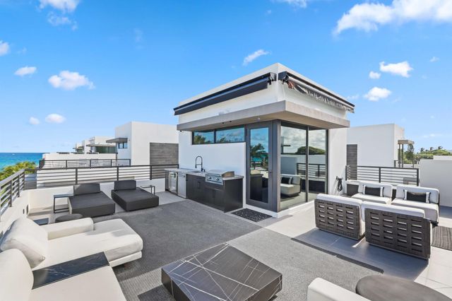 11501 Old Ocean Boulevard, Ocean Ridge, FL 33435