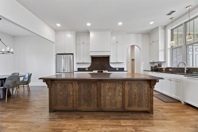 11032 Gregory Road, Sanger, TX 76266