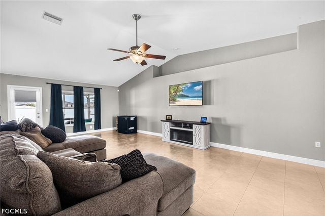 1417 NW 16th PL, Cape Coral, FL 33993