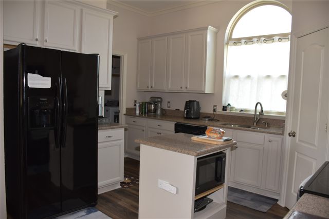 102 Monarch Court, Waxahachie, TX 75165