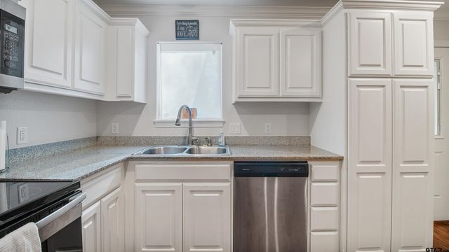 2220 Walton Rd., Tyler, TX 75701