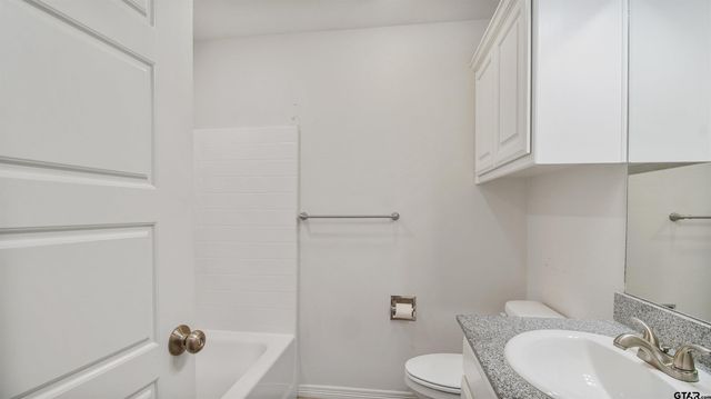 2220 Walton Rd., Tyler, TX 75701