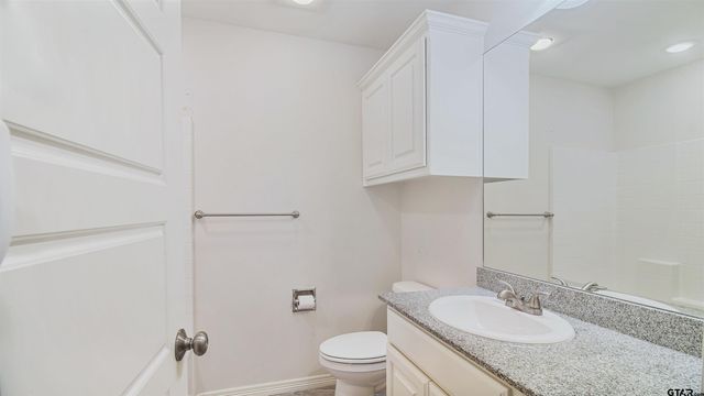 2220 Walton Rd., Tyler, TX 75701