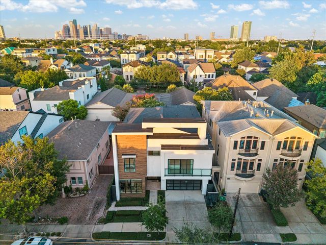 2215 Driscoll Street, Houston, TX 77019