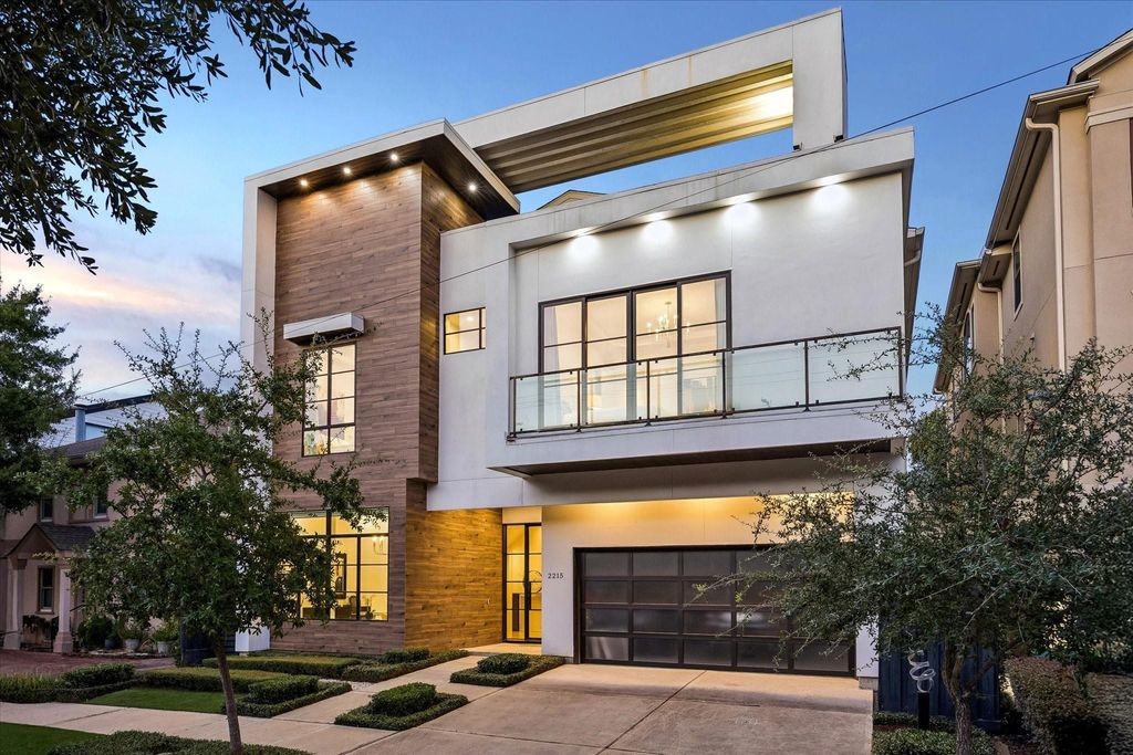 2215 Driscoll Street, Houston, TX 77019