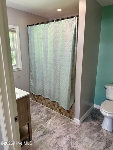 4173 Middle Road, Trenton, NC 28585