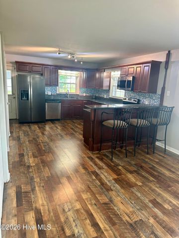4173 Middle Road, Trenton, NC 28585