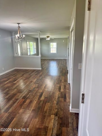 4173 Middle Road, Trenton, NC 28585