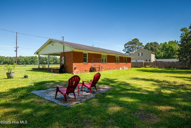 4173 Middle Road, Trenton, NC 28585