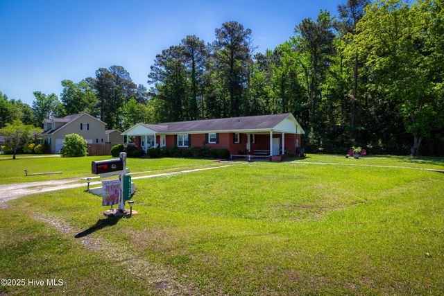 4173 Middle Road, Trenton, NC 28585
