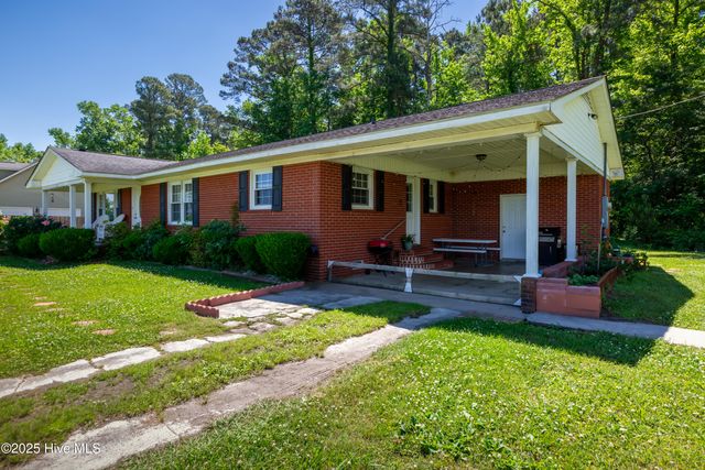 4173 Middle Road, Trenton, NC 28585