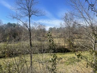 2449 Buffalo Rd, Lawrenceburg, TN 38464