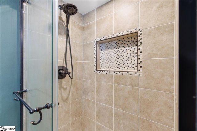 112 Newry Road, Seneca, SC 29672