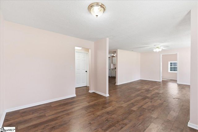 112 Newry Road, Seneca, SC 29672