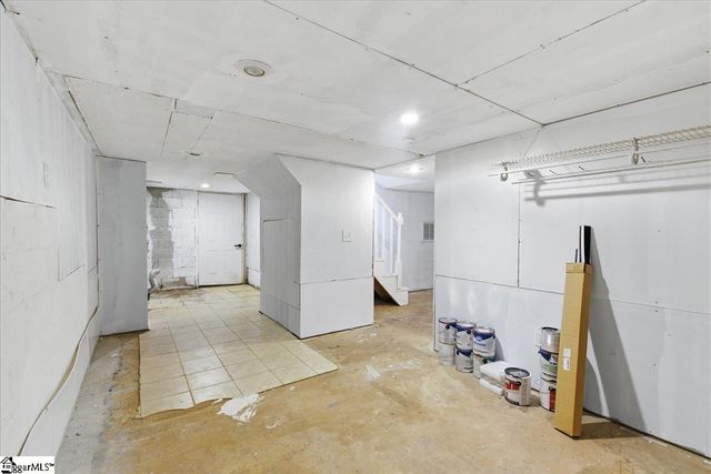 112 Newry Road, Seneca, SC 29672