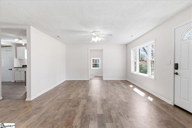 112 Newry Road, Seneca, SC 29672