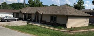 215 W Washington Avenue, Mansfield, MO 65704