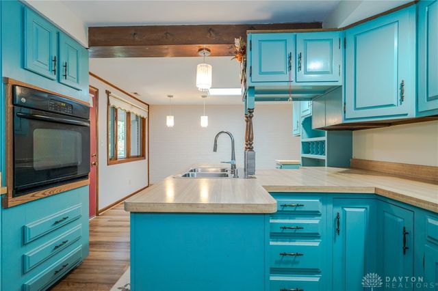 5095 Wheaton Street, Centerville, OH 45429