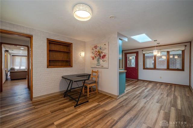 5095 Wheaton Street, Centerville, OH 45429