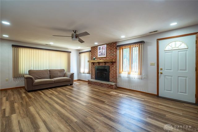 5095 Wheaton Street, Centerville, OH 45429