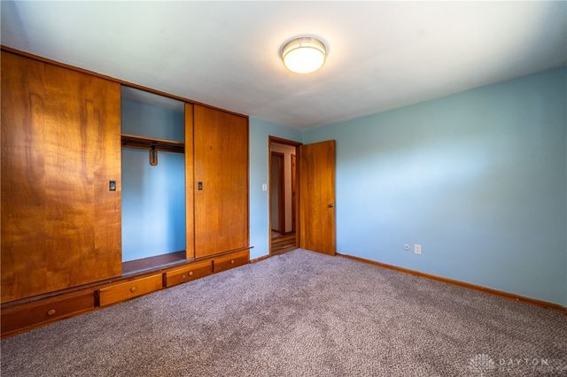 5095 Wheaton Street, Centerville, OH 45429