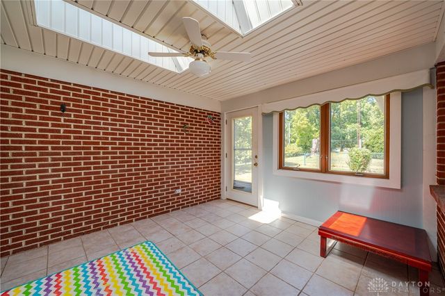 5095 Wheaton Street, Centerville, OH 45429