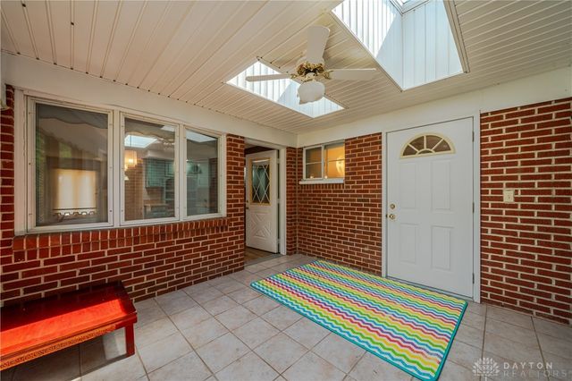 5095 Wheaton Street, Centerville, OH 45429