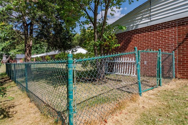 5095 Wheaton Street, Centerville, OH 45429