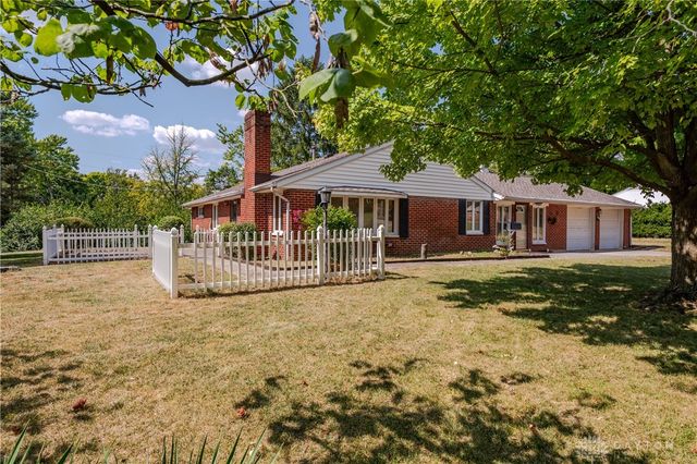 5095 Wheaton Street, Centerville, OH 45429