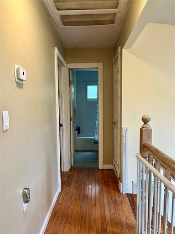 7 Squires Avenue, Port Jefferson Station, NY 11776