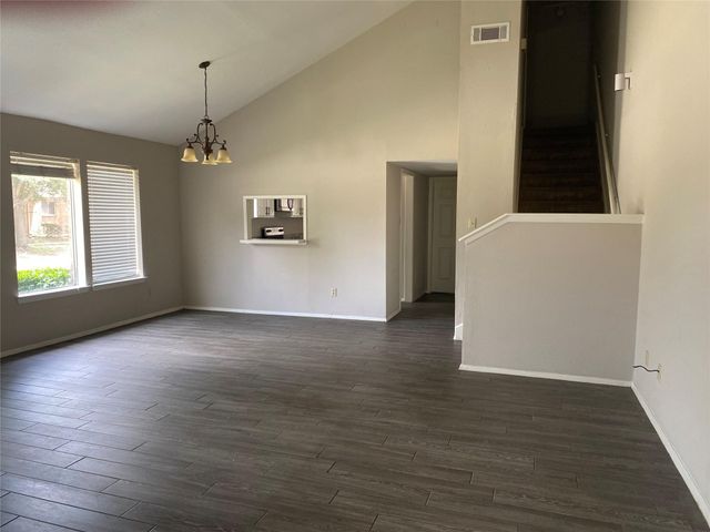 7895 Green Lawn Drive 7895, Houston, TX 77088